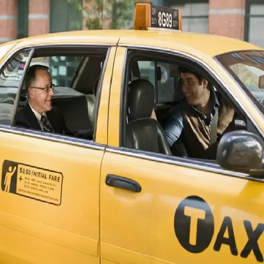Jakie szkolenia powinien odbyć taksówkarz